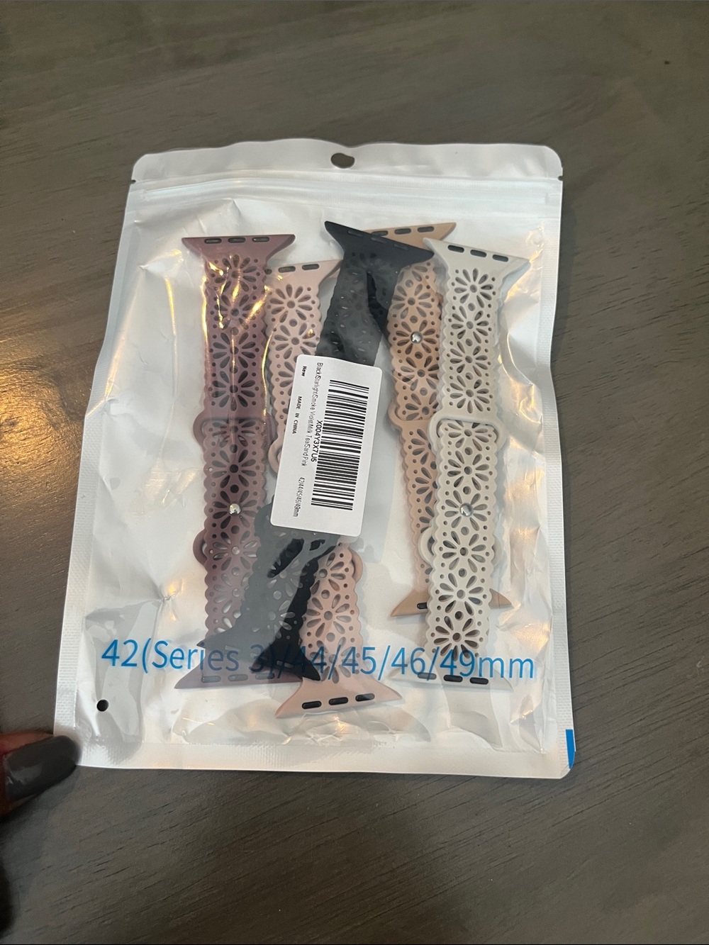 Floral Lace Silicone Apple Watch Band - Black, Pink, Rose Gold, Cream